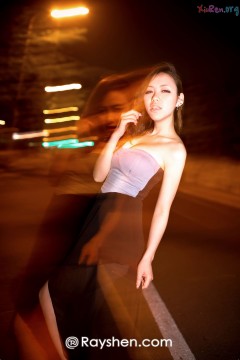 [Rayshen] 诱惑双唇美女夜色撩人唯美私拍二